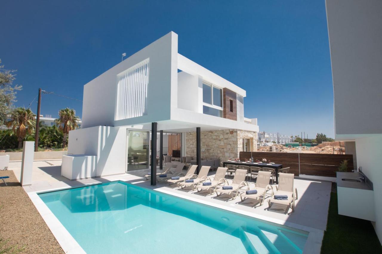 Kube Luxury Villas Ayia Napa Exterior photo