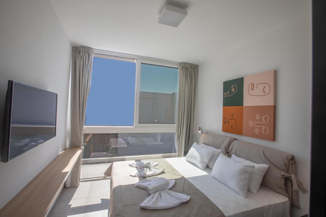 Kube Luxury Villas Ayia Napa Exterior photo
