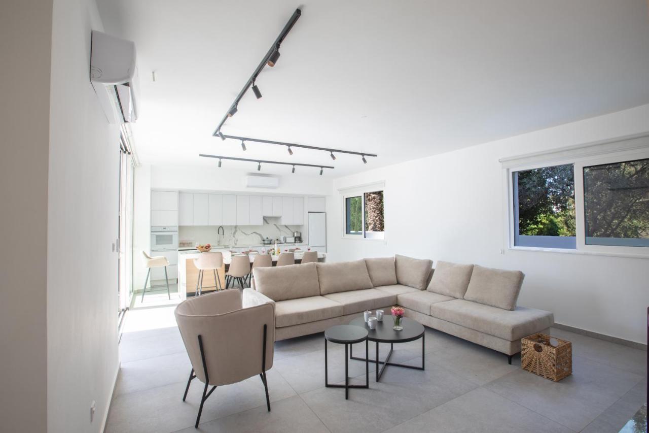 Kube Luxury Villas Ayia Napa Exterior photo