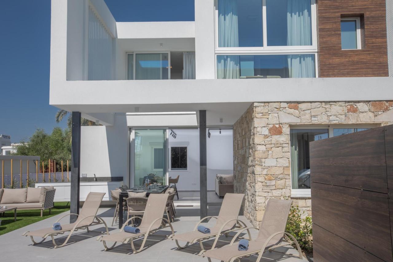 Kube Luxury Villas Ayia Napa Exterior photo