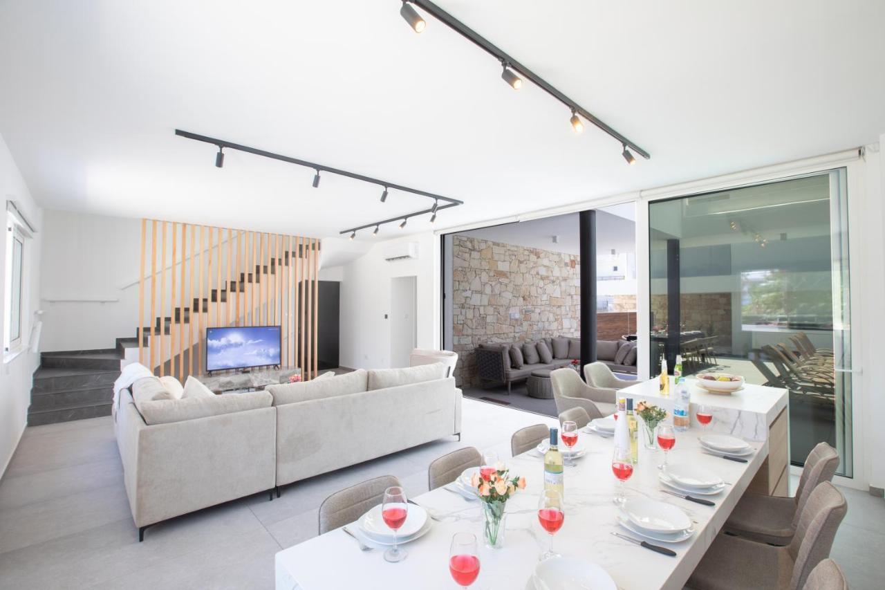 Kube Luxury Villas Ayia Napa Exterior photo