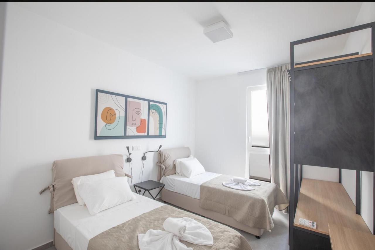 Kube Luxury Villas Ayia Napa Exterior photo