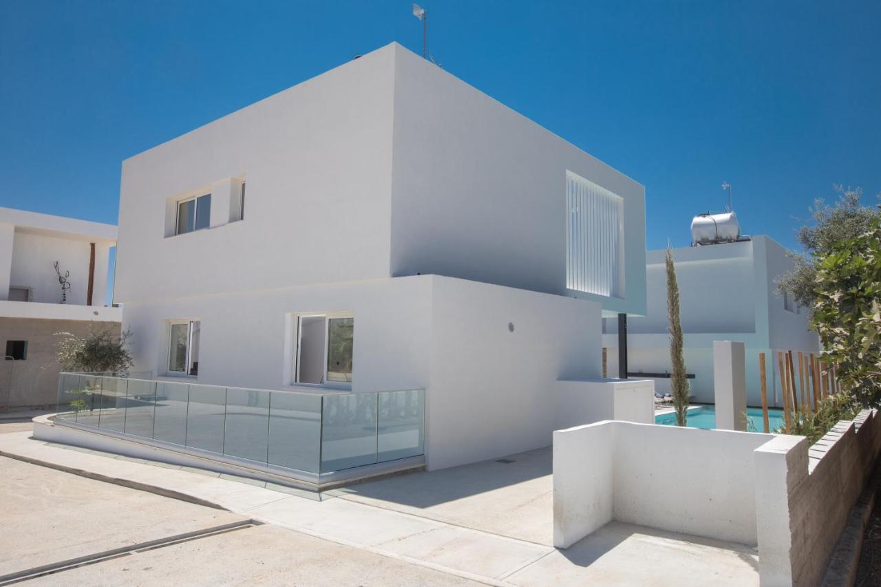 Kube Luxury Villas Ayia Napa Exterior photo